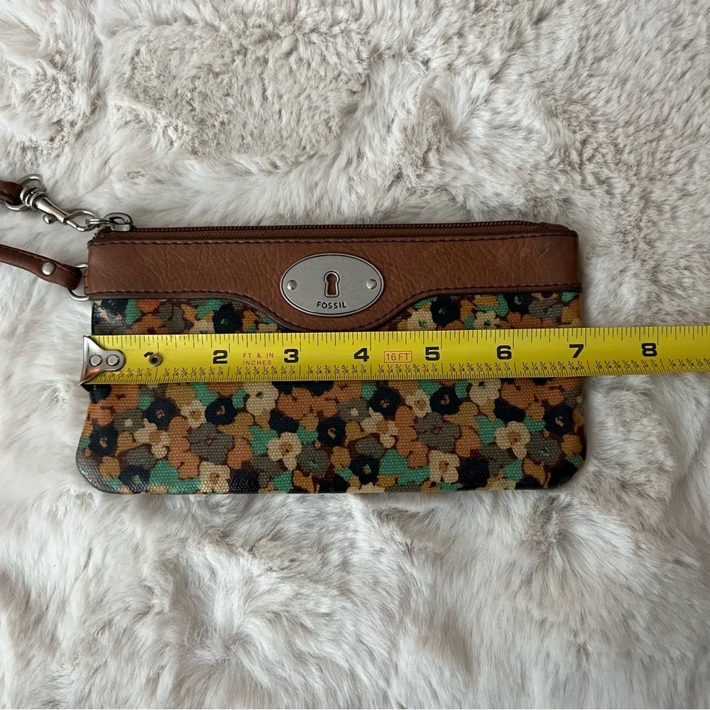 FOSSIL Key Per floral print and brown leather wristlet